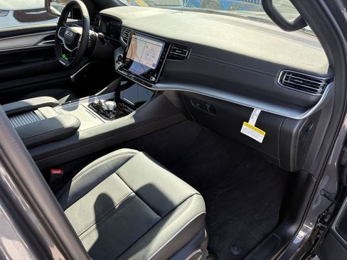 New 2026 Jeep Grand Wagoneer Limited image 35