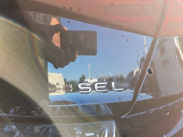 Used 2025 Volkswagen Jetta SEL FWD image 23