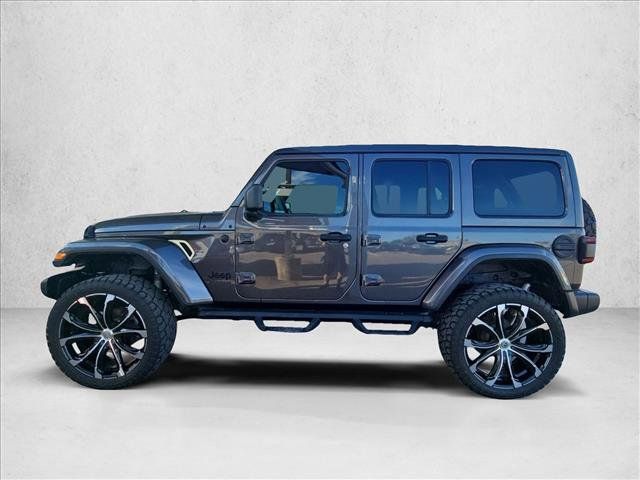 Used 2021 Jeep Wrangler Unlimited Sahara AWD/4WD image 9