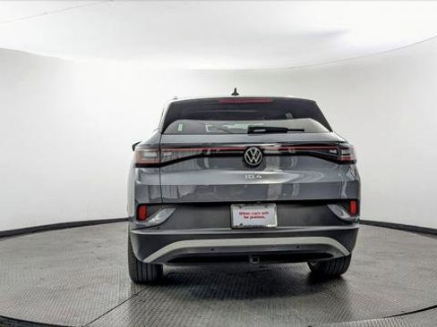 Used 2023 Volkswagen ID.4 Pro S Plus AWD/4WD image 6