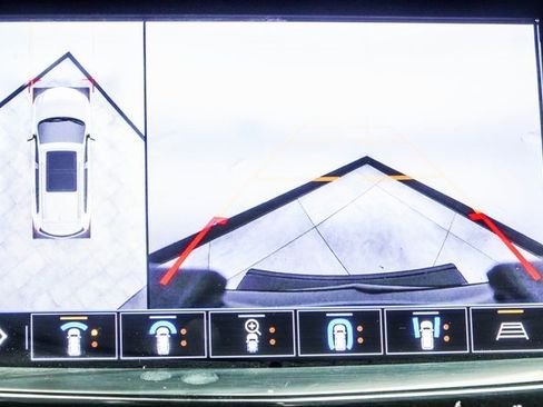 Used 2020 Cadillac XT6 Premium Luxury image 31