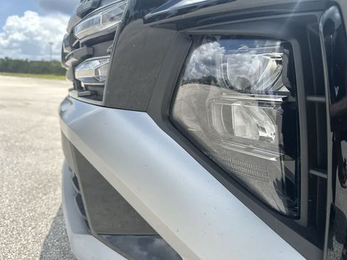 Used 2025 Hyundai Tucson SEL FWD image 11