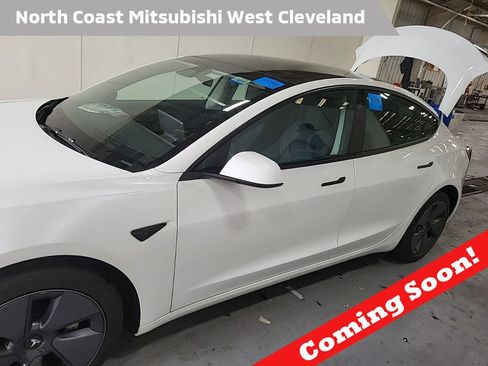 Used 2023 Tesla Model 3 Standard Range RWD image 1