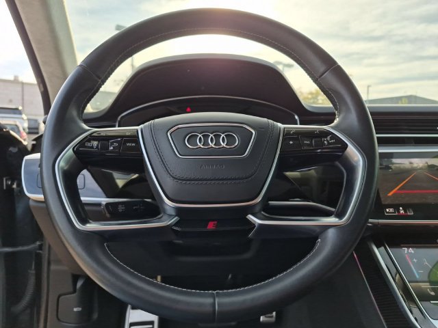 Used 2021 Audi S8 L w/ S8 Executive Package AWD/4WD image 19