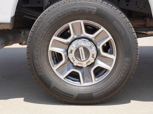 Used 2025 Ford F250 XLT w/ FX4 Off-Road Package AWD/4WD image 10