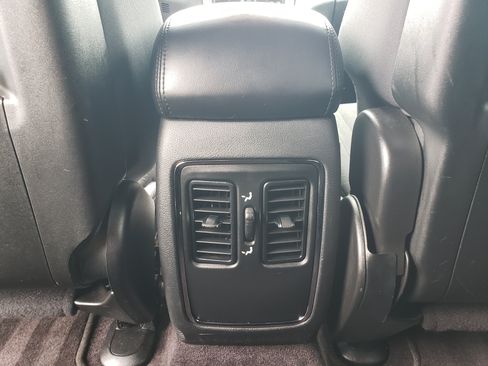 Used 2017 Jeep Grand Cherokee Laredo w/ Quick Order Package 2BE RWD image 30