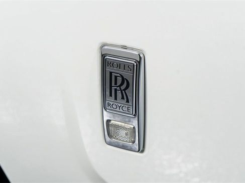 Used 2016 Rolls-Royce Phantom Sedan image 19