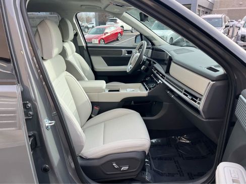 New 2026 Hyundai Santa Fe Calligraphy AWD/4WD image 17