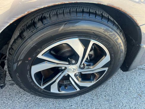 Used 2016 Honda Accord LX image 26