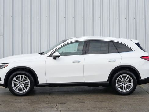 Used 2025 Mercedes-Benz GLC 300 4MATIC image 53