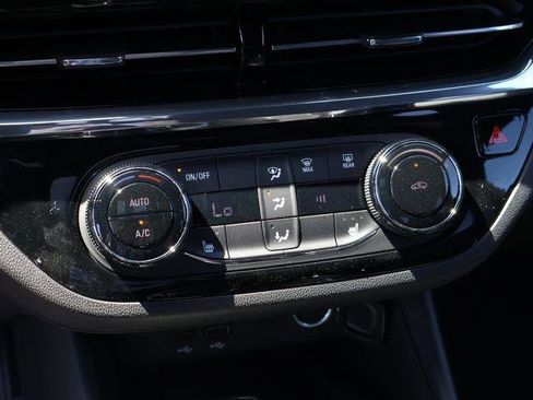 New 2026 Buick Envista Sport Touring FWD image 33