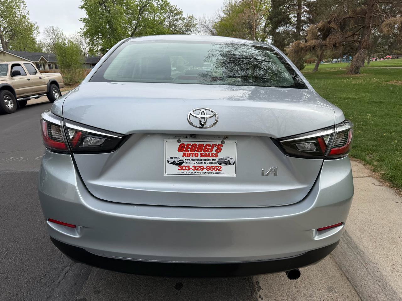 Used 2017 Toyota Yaris iA FWD image 4