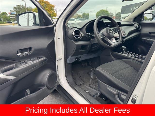 Used 2022 Nissan Kicks SV FWD image 14