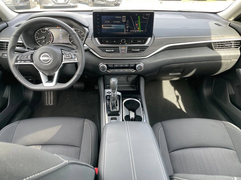 Certified 2023 Nissan Altima 2.5 SV w/ SV Premium Package AWD/4WD image 12