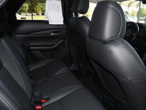 Used 2024 MAZDA CX-30 AWD 2.5 S w/ Select Sport Pkg image 17