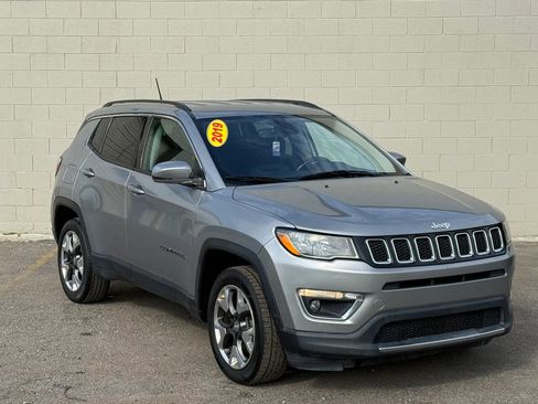 Used 2019 Jeep Compass Limited AWD/4WD image 15