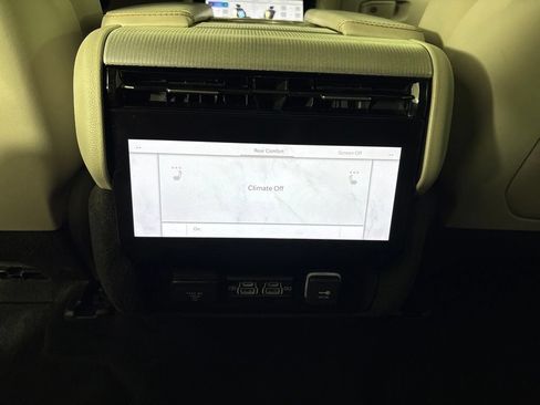 Used 2023 Jeep Grand Wagoneer L 4WD w/ Rear Seat Video Group 1 image 44