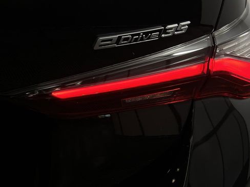 Used 2023 BMW i4 eDrive35 w/ Premium Package image 11