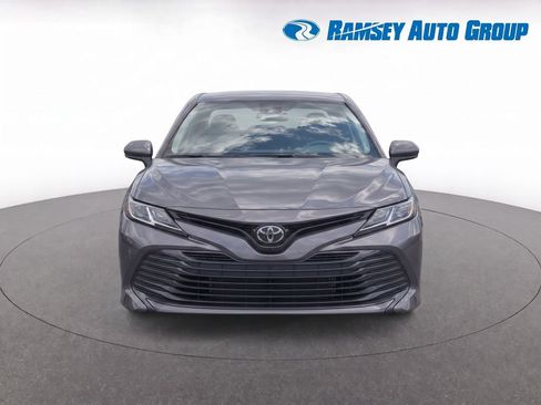 Used 2020 Toyota Camry LE w/ Convenience Package AWD/4WD image 5