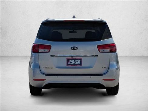 Used 2015 Kia Sedona LX FWD image 7