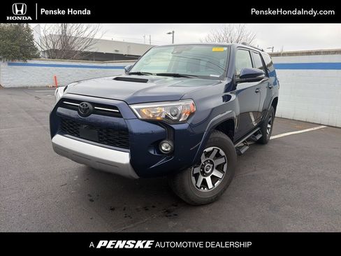 Used 2024 Toyota 4Runner TRD Off-Road Premium image 1