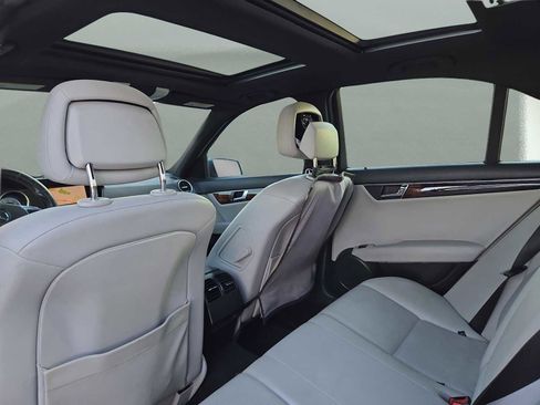 Used 2012 Mercedes-Benz C 250 Sedan image 11