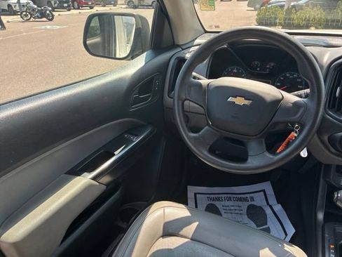 Used 2019 Chevrolet Colorado W/T RWD image 16