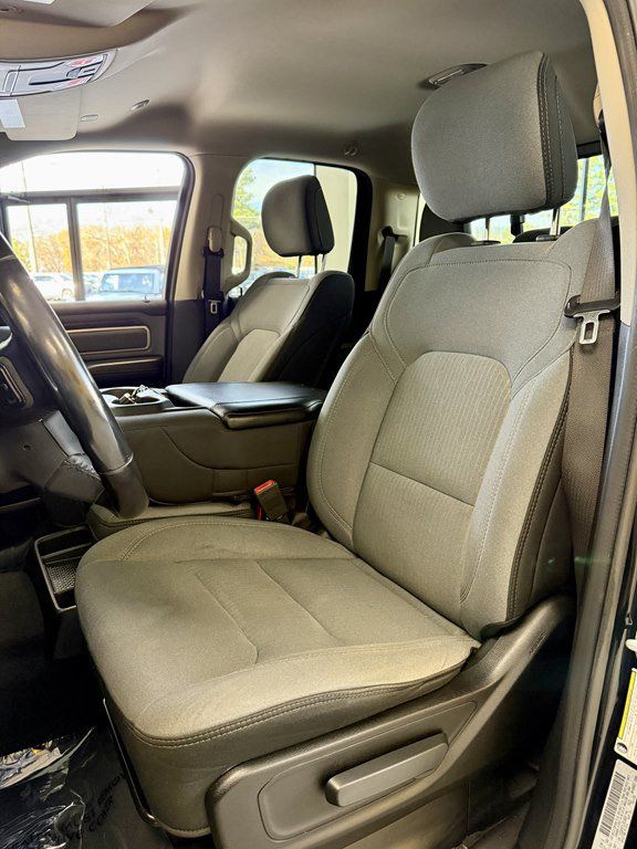 Used 2020 RAM 1500 Big Horn AWD/4WD image 13