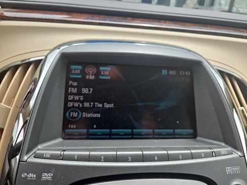 Used 2011 Buick LaCrosse CXL w/ Entertainment Package FWD image 12