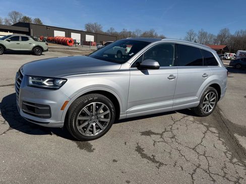 Used 2018 Audi Q7 3.0T Premium Plus AWD/4WD image 24