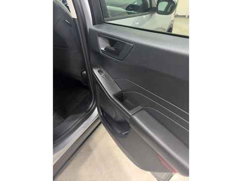 Used 2022 Ford Escape SE FWD image 26