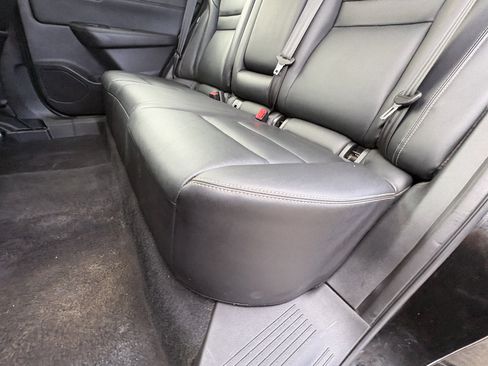 Used 2023 Nissan Rogue SL AWD/4WD image 21