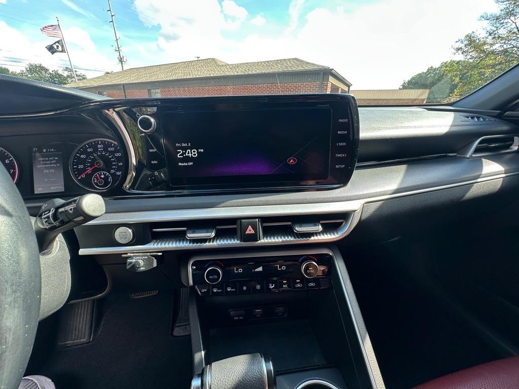 Used 2024 Kia K5 GT-Line w/ GT-Line Premium Package FWD image 18