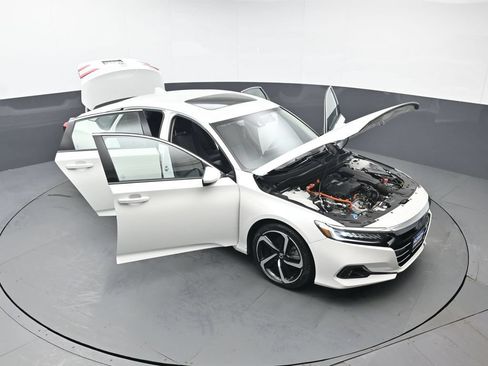 Used 2021 Honda Accord EX image 50