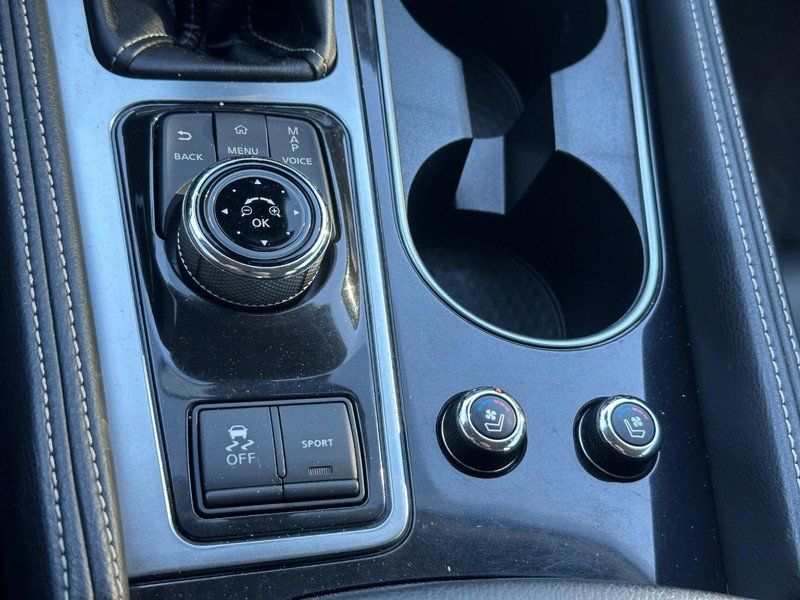 Used 2023 Nissan Maxima Platinum w/ Sport Mat Group FWD image 21