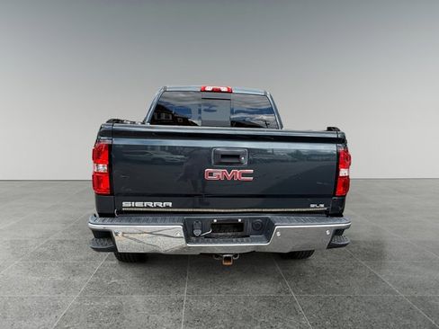 Used 2018 GMC Sierra 1500 SLE w/ SLE Value Package AWD/4WD image 4