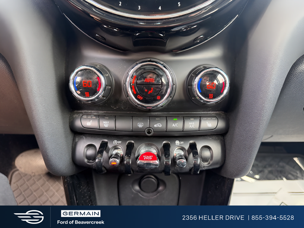 Used 2023 MINI Cooper 2-Door Hardtop FWD image 15