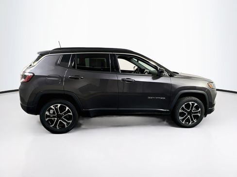 Used 2024 Jeep Compass Limited AWD/4WD image 4
