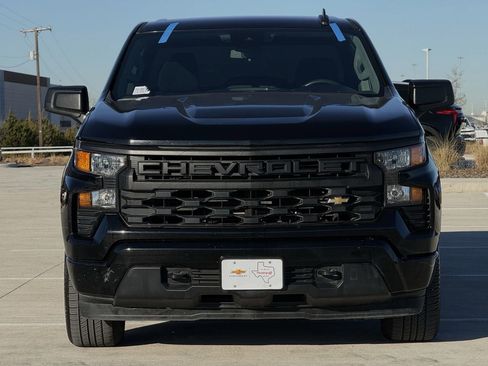 Used 2023 Chevrolet Silverado 1500 Custom image 7
