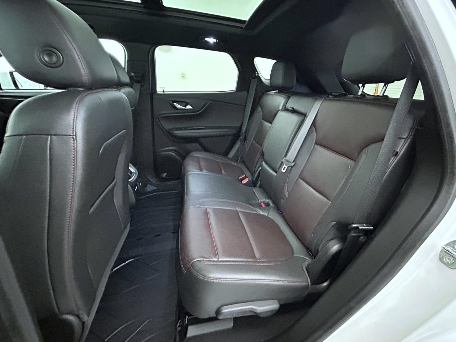Used 2023 Chevrolet Blazer RS w/ Driver Confidence II Package AWD/4WD image 19