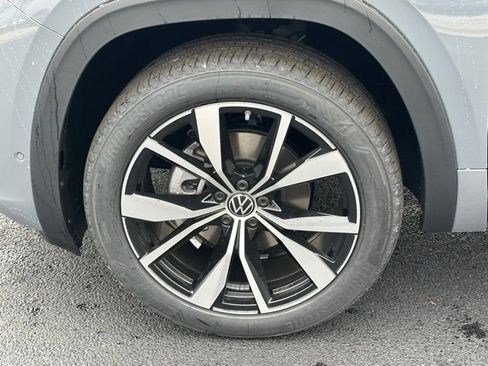 New 2026 Volkswagen Atlas SEL Premium R-Line AWD/4WD image 11