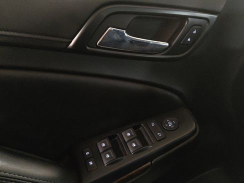 Used 2019 Chevrolet Tahoe LS image 27