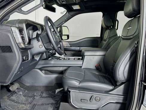 Used 2026 Ford F450 Platinum w/ FX4 Off-Road Package image 15