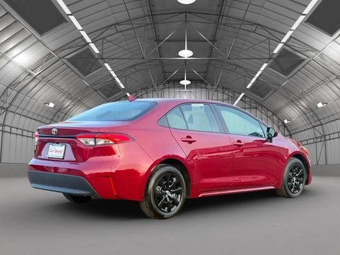 Used 2024 Toyota Corolla LE FWD image 7