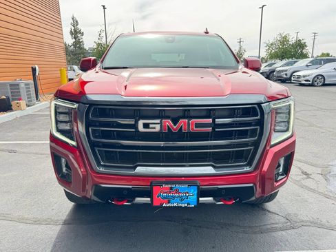 Used 2022 GMC Yukon AT4 AWD/4WD image 8