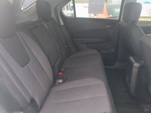 Used 2017 Chevrolet Equinox LT w/ Convenience Package image 12