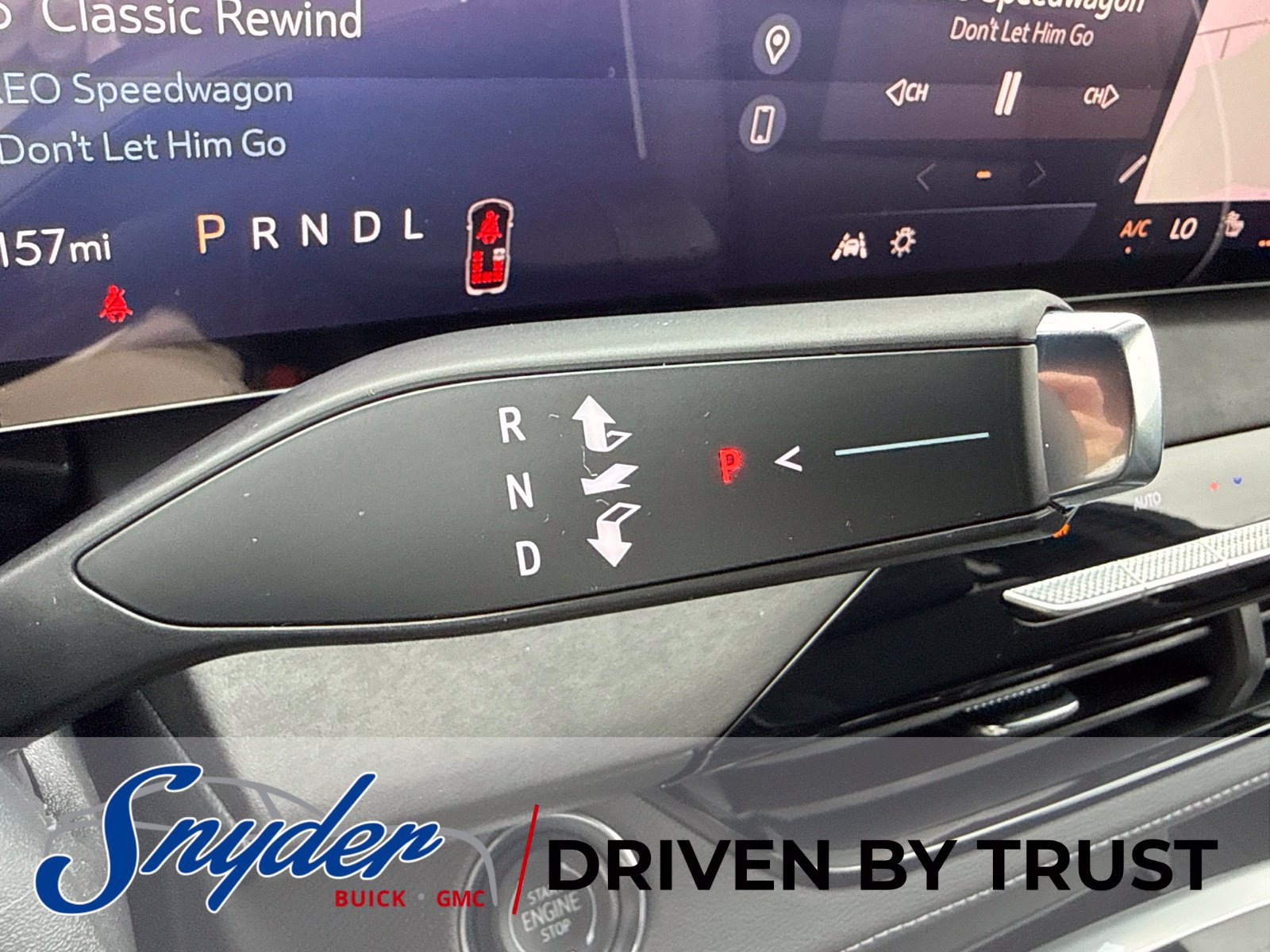 New 2027 Buick Enclave Sport Touring w/ Power Package FWD image 35