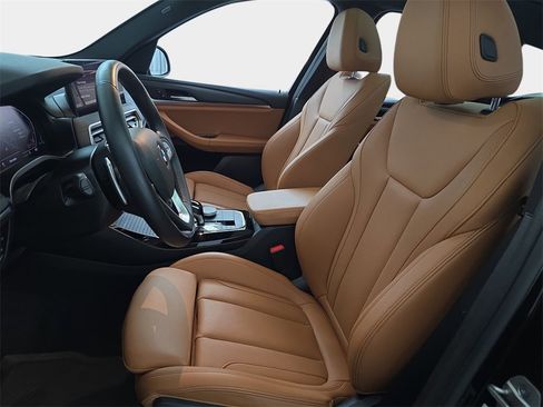 Used 2023 BMW X3 xDrive30i w/ Premium Package image 18