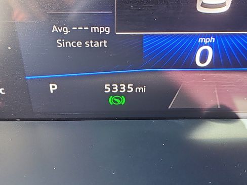 Used 2025 Volkswagen Taos SE AWD/4WD image 5