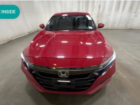 Used 2018 Honda Accord Sport image 2